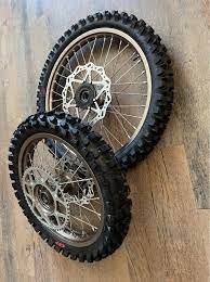 Storm Bee Front 21″ CST Off Road Tire
