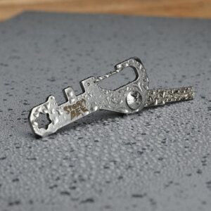 Storm Bee Key Holder